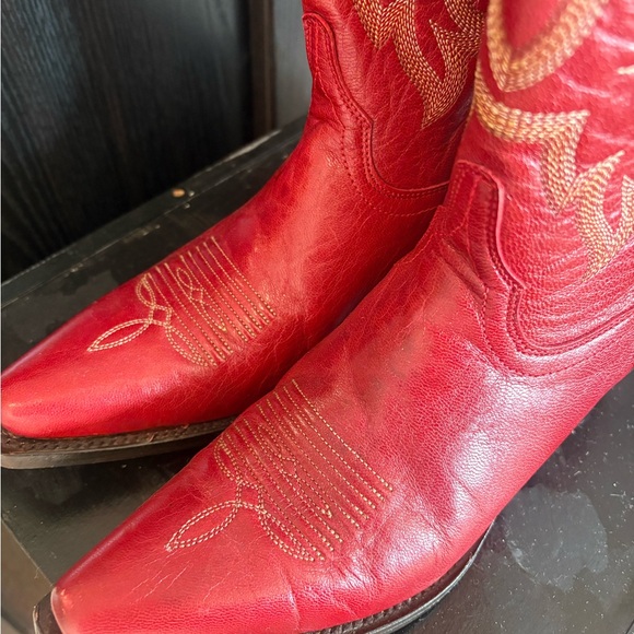 Shyanne Red Leather Lucille Boots - Picture 2 of 5